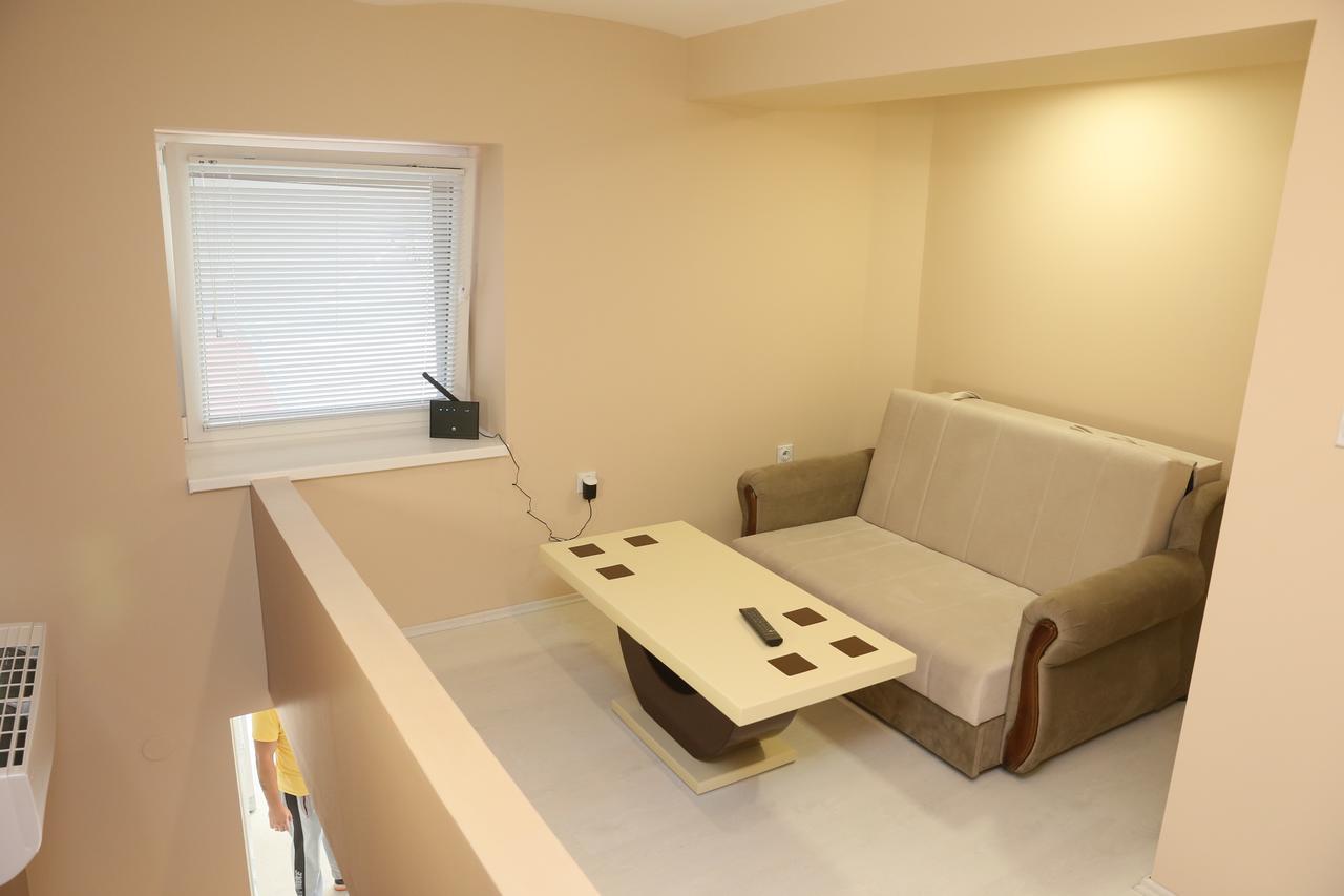 Apartman Centar 2 Суботица Экстерьер фото